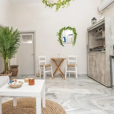 Traditional Dame Apartment Mesi (Tinos)